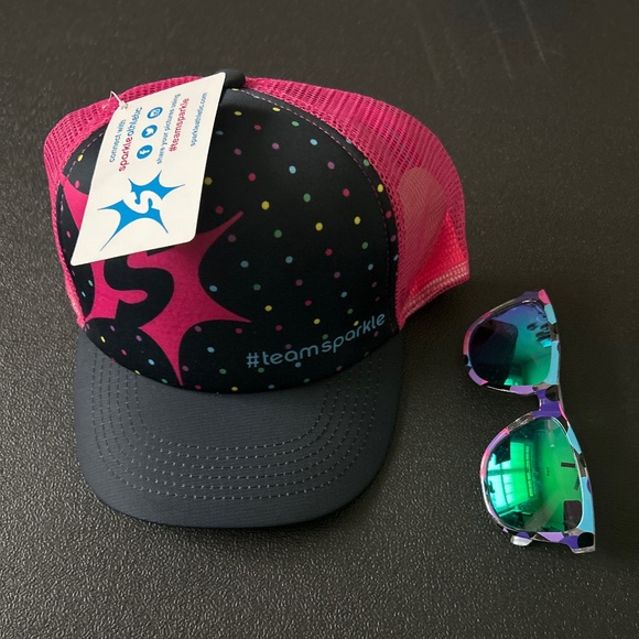 Sparkle Athletics Hat & Shades - Picture 1 of 1